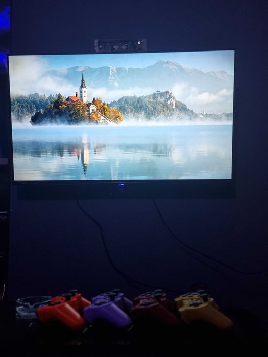 Komputerlar va playstationlar komplekt