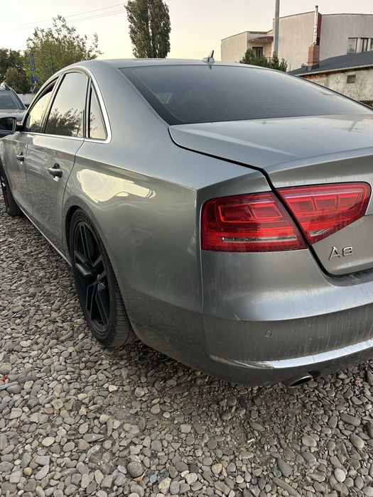 Stop stânga aripă Audi A8 4H 2012