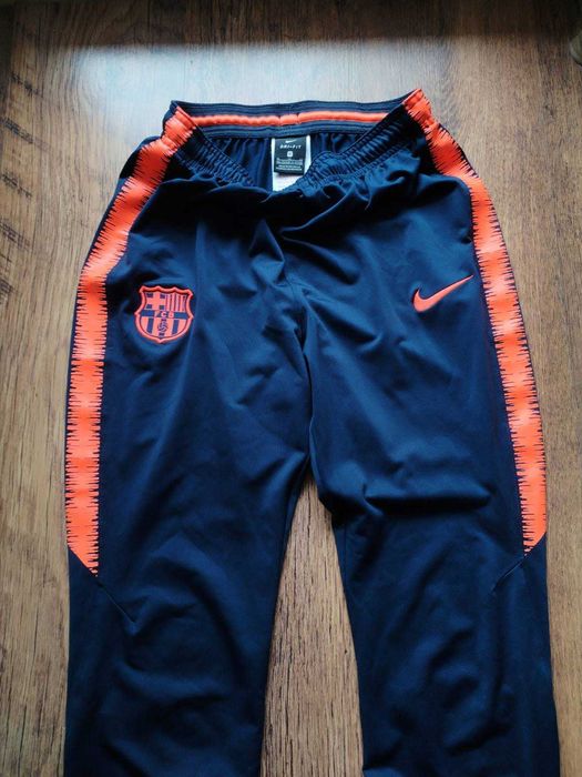 NIKE Barcelona Training - юношеско юутболно долнище 158-170см.
