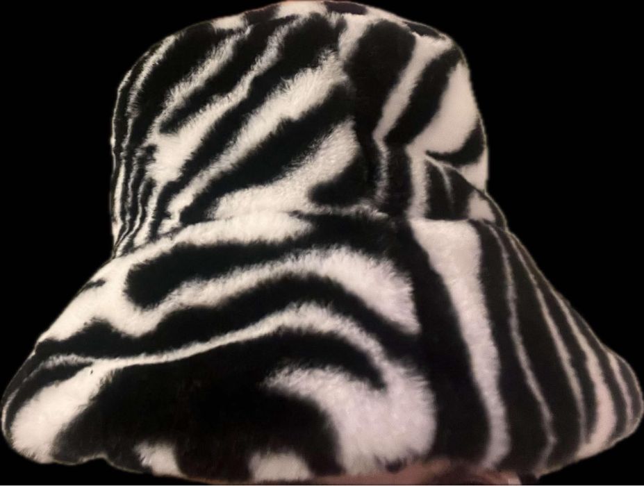 Шапка тип зебра
