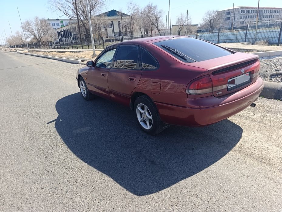 Мазда кронус хэтчбек 1.8