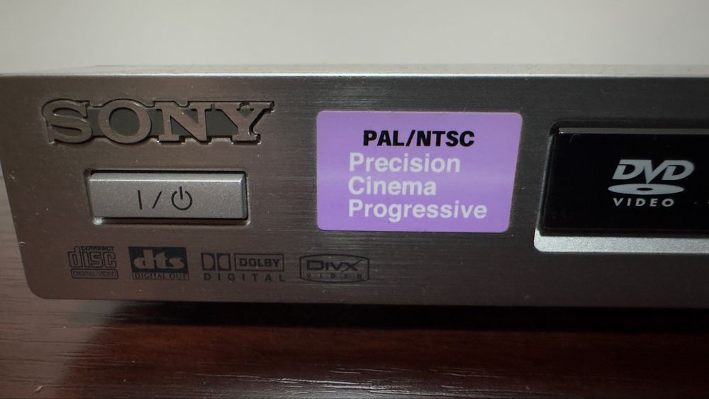 CD/DVD Player Sony  DVP-NS52P