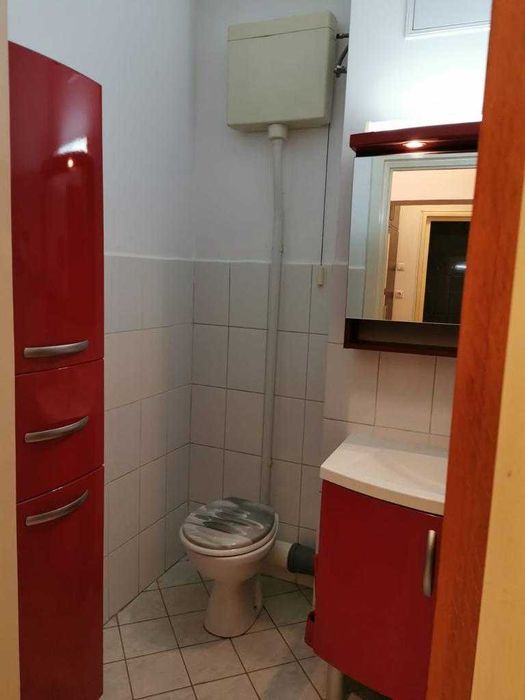 Direct proprietar inchiriez 3 camere Berceni-Sos.. Olteniței