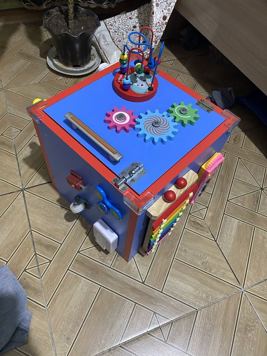 Игрушка куб