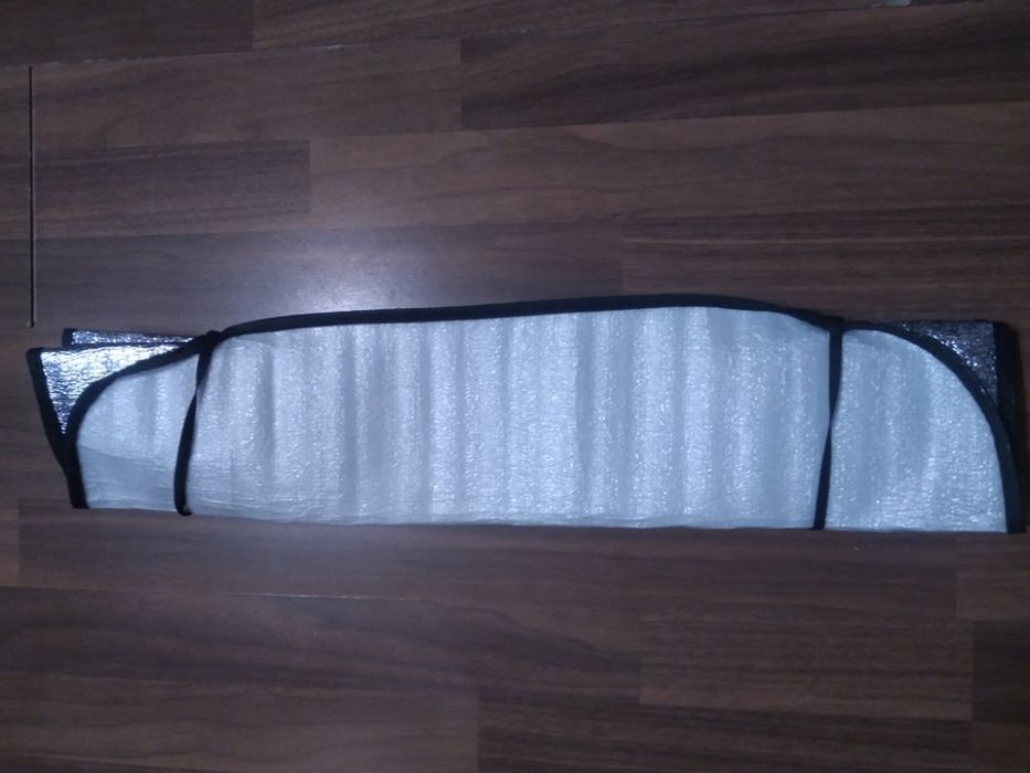 Сребрист сенник за кола