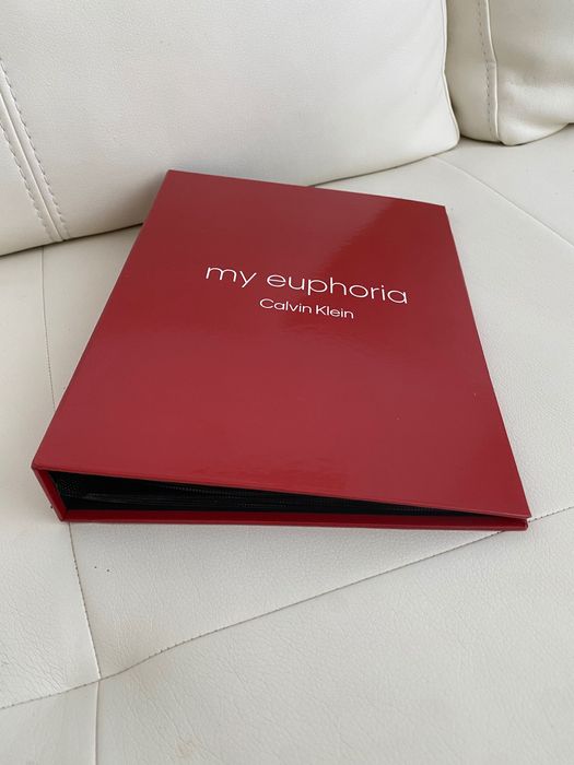 Нов. Оригинален фотоалбум на Calvin Klein