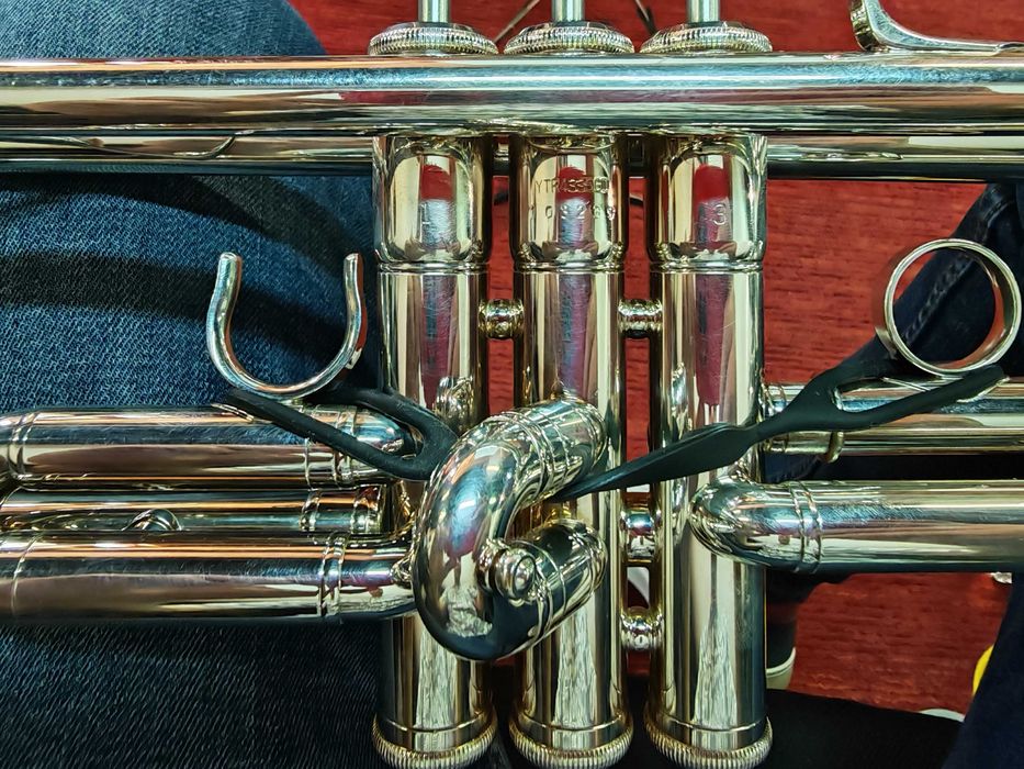 Продавам тромпет Yamaha 4335