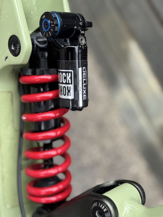 Планински карбонов велосипед NUKEPROOF GIGA 275c ( L размер)