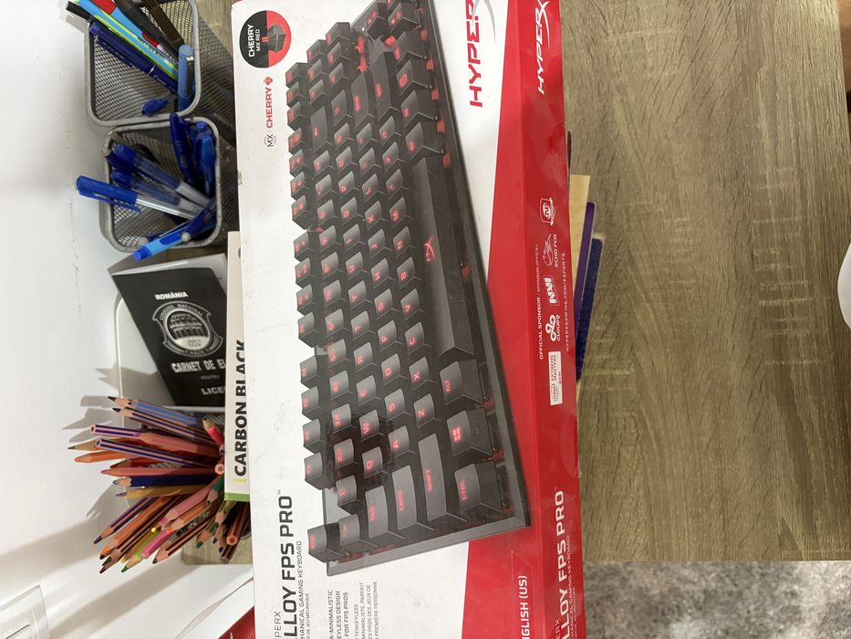 Tastatura hyperx cherry mx red