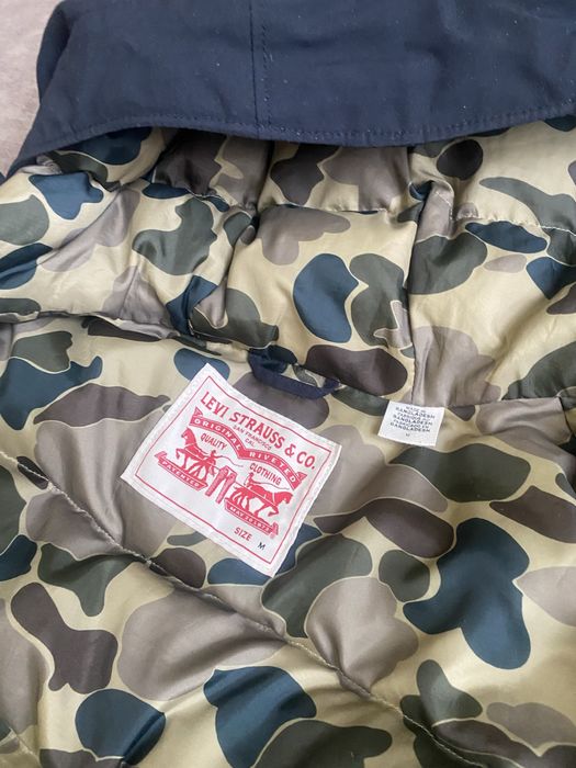 Куртка  зимнея “ Levis “