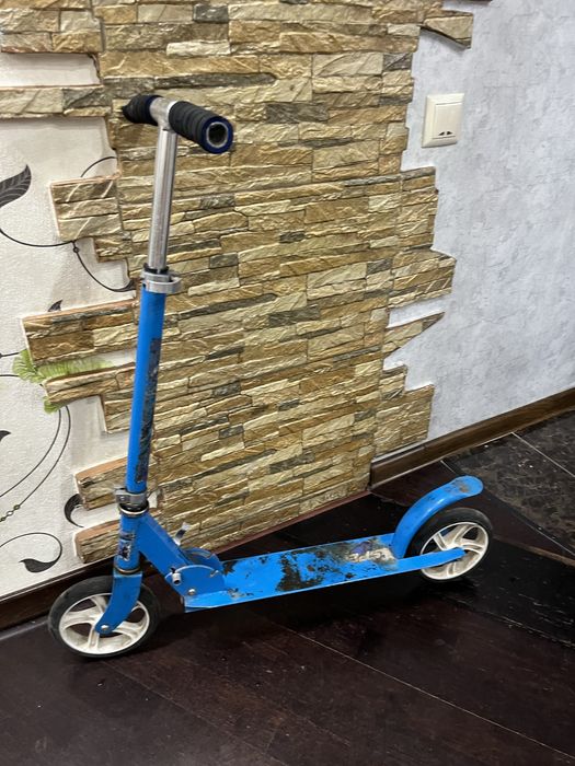 Продам самокат. Город. Район Абзала