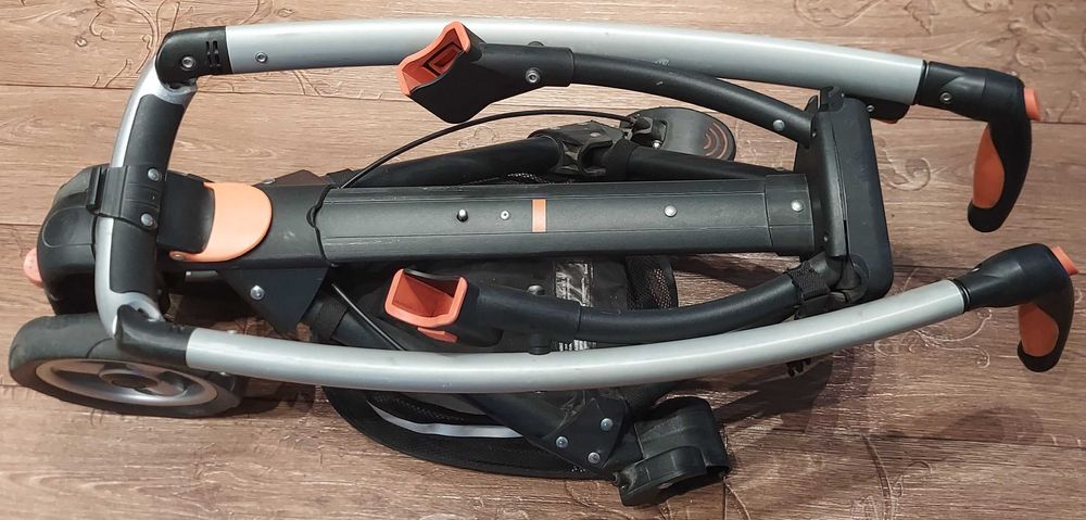 Детская коляска зима лето