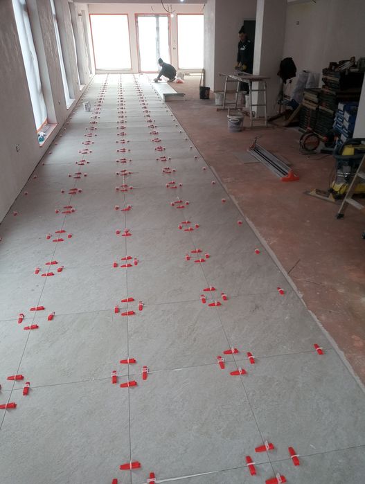 Construcții de calitate , finisaje interioare , exterioare , izolați