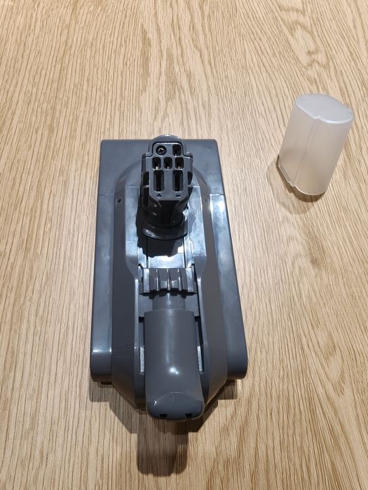 Батерия за Дайсън V 12