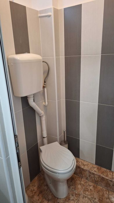 Дава се под наем Офис в Варна, Център - 47 кв.м за 493.68 € - Снимка #6