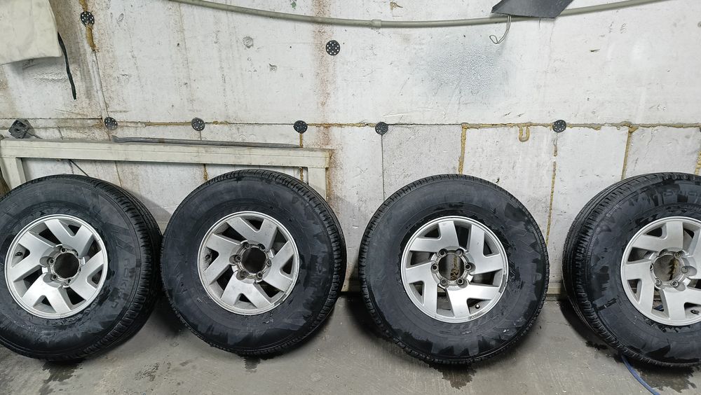 Резина 265/75/16