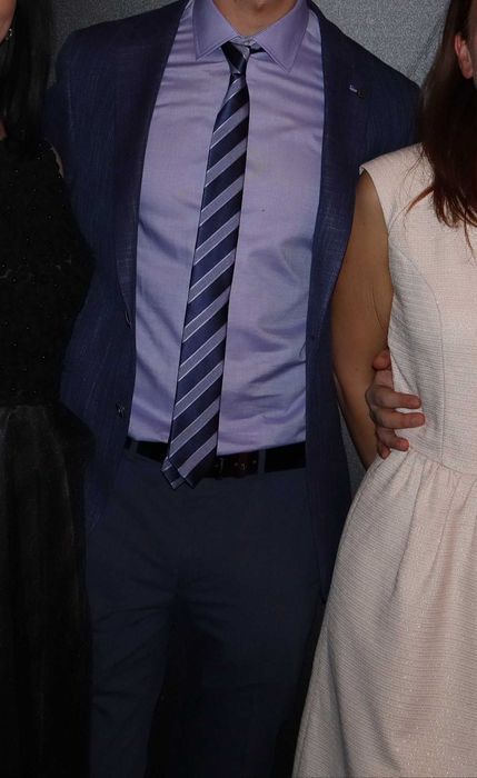 Мъжки/абитуриентски костюм