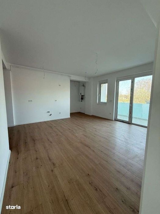 Apartament 3 camere , bloc nou , strada Zăvoaie