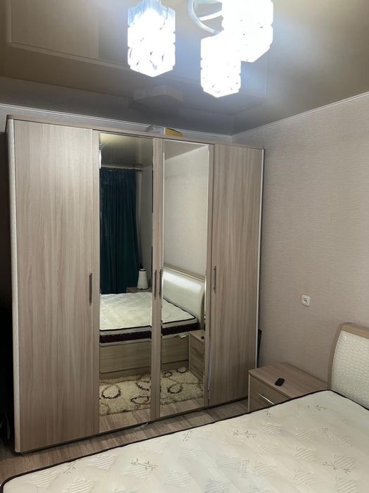 Продаем спальный гарнитур