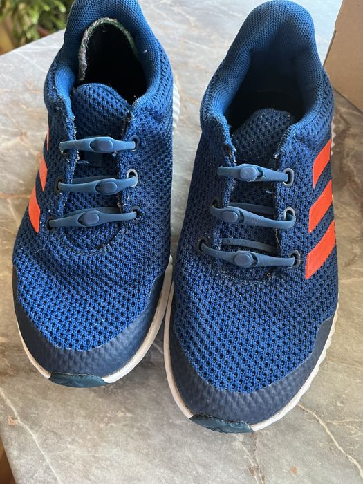 Adidas terrex номер 33 два чифта маратонки