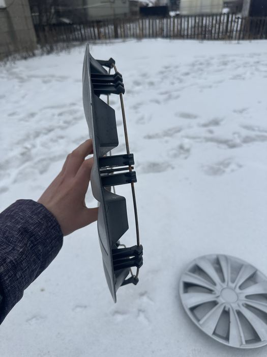 Колпаки,диски комплект