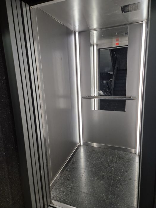 Дава се под наем Двустаен апартамент в Плевен, Идеален център - 85 кв.м за 510 € - Снимка #9