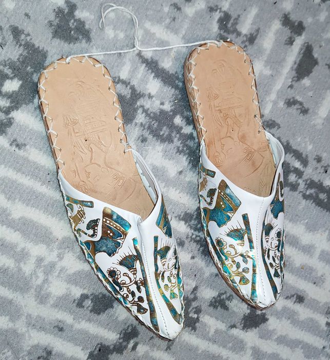 Тапочки на девочку новые р.35