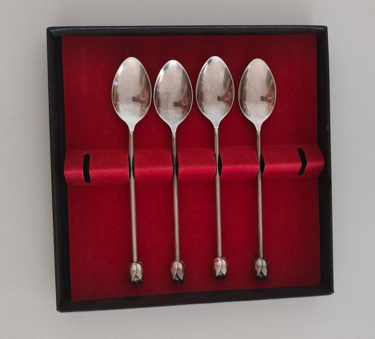 Ложечки кофейные. Серебро.