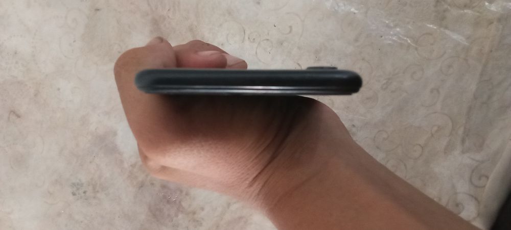 Samsung galaxsy a10 s narxi 550 min