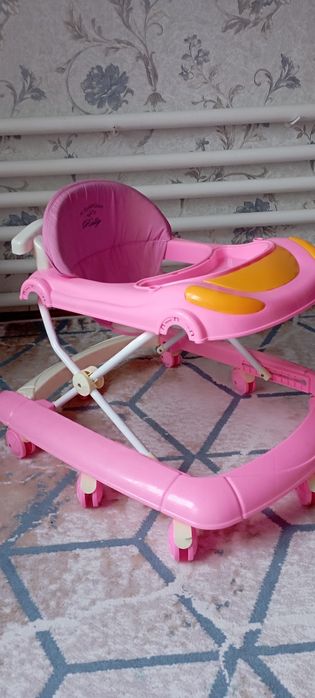 Продается детский ходунок