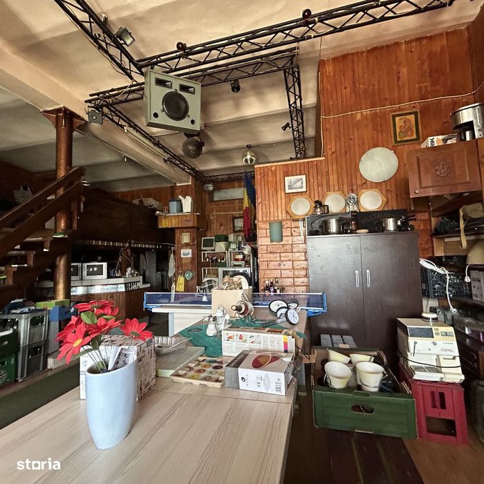 Vand spatiu (fost restaurant) Aradul-Nou,pe Calea Timisorii,st.274 mp.