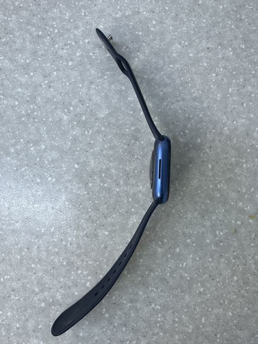 Продам apple watch series 7 45mm