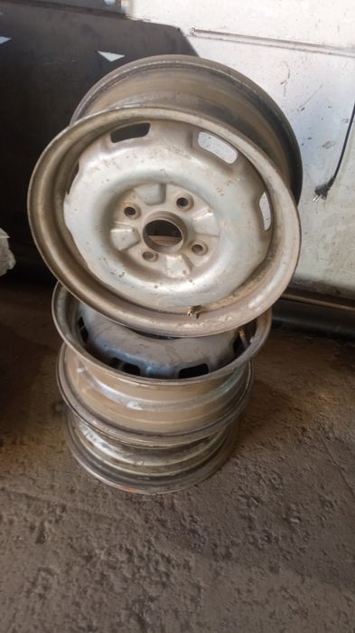 Диски на Мазду 14 размер