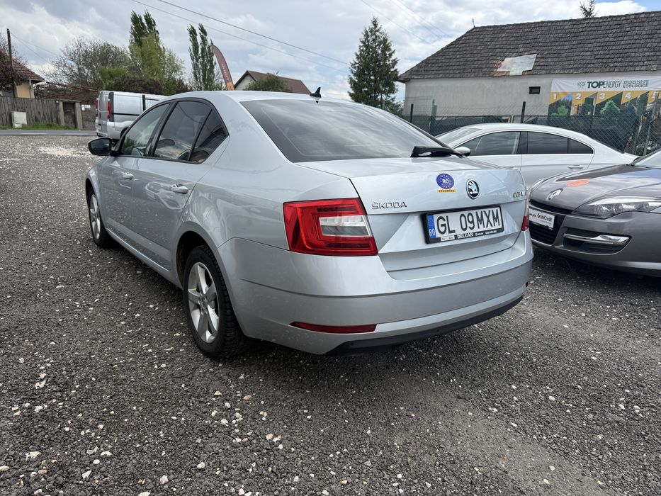 SKODA Octavia 2017 — imagine 15