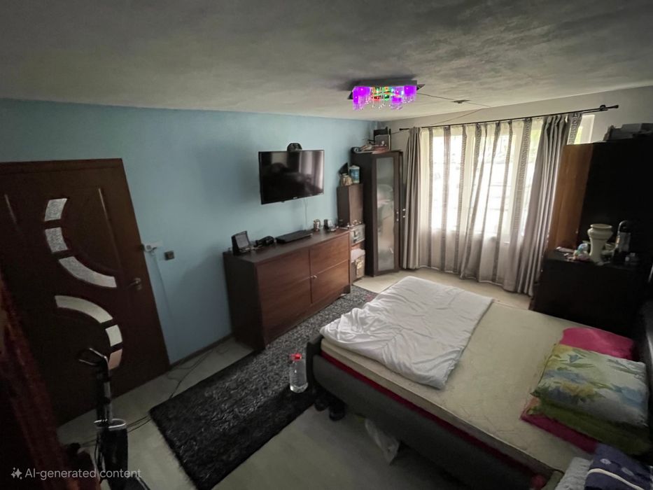Vand apartament 4 decomandat parter + beci