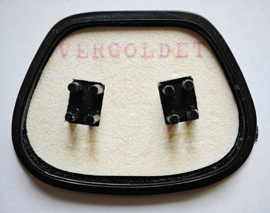 Butoni clasici pentru camasa, placati cu aur 18k