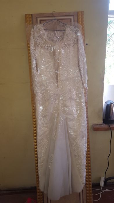 Продам Свадебный платя в стиле Modern