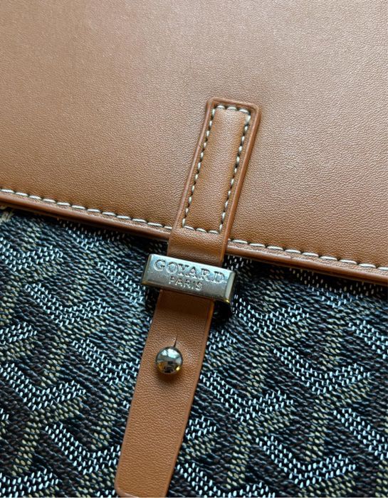 Goyard мессенджер