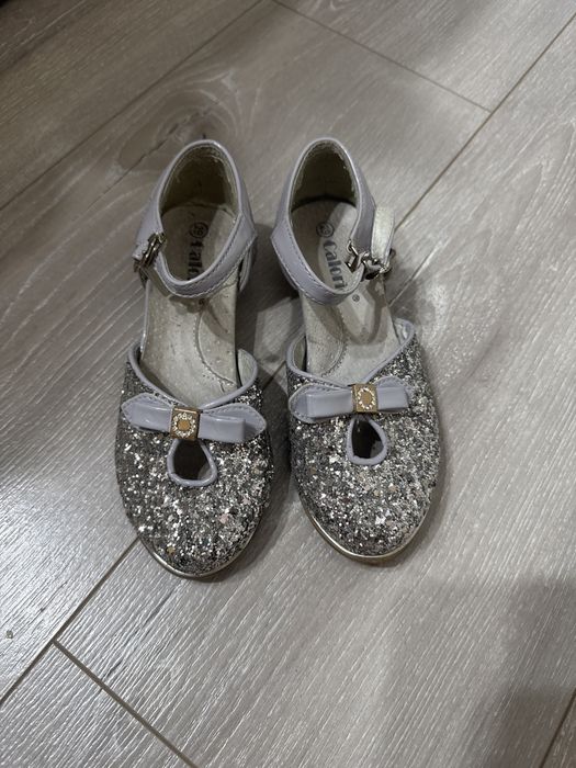 Детская обувь для девочек