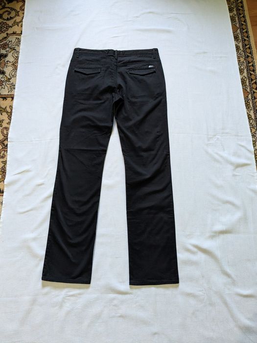 L. Zara. Nou fără etichetă. Blugi bărbați.