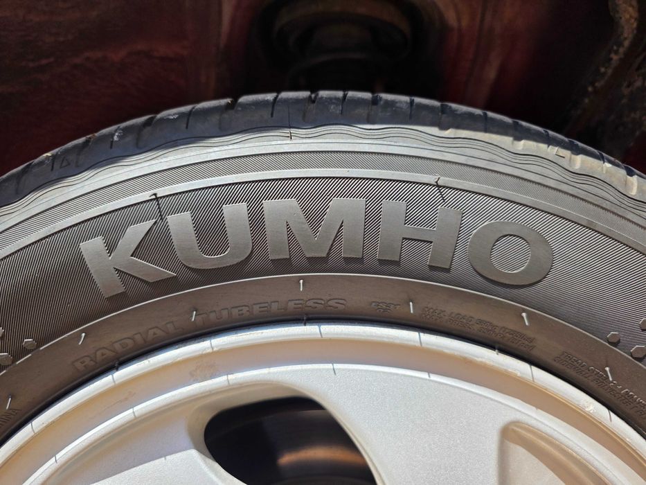 Летни гуми KUMHO ES31 195/60/15 88V (4бр.)