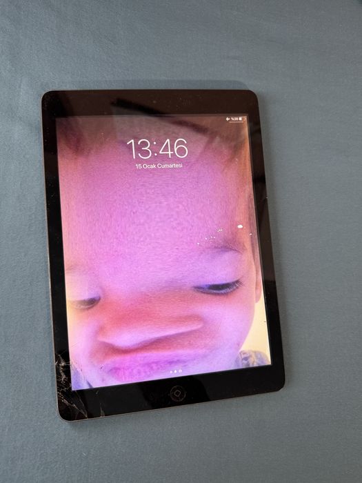 Айпад за части!! , IPAD AIR 1st gen 16GB SPACE GRAY