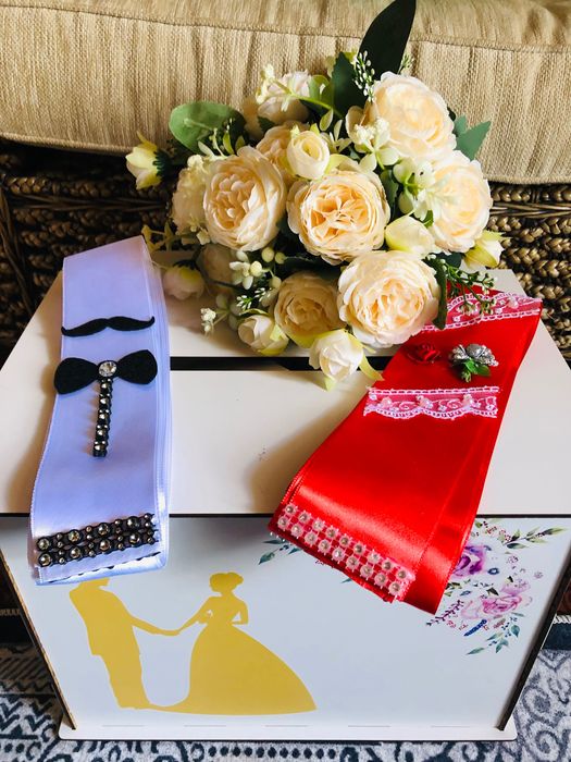 Ленти за пари и злато