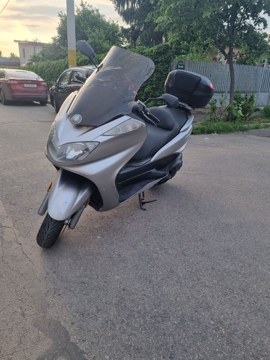 Yamaha Majesty 400 2004 întreținută