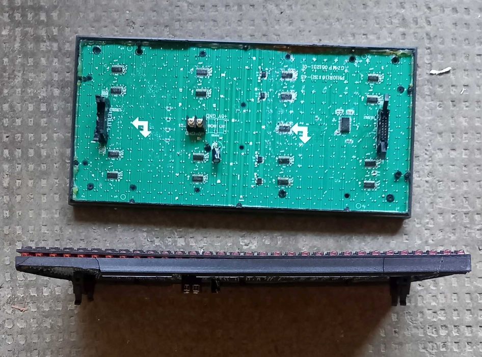 Module LED P10 rosu - pentru panou display afisaj dinamic leduri - CU DEFECT