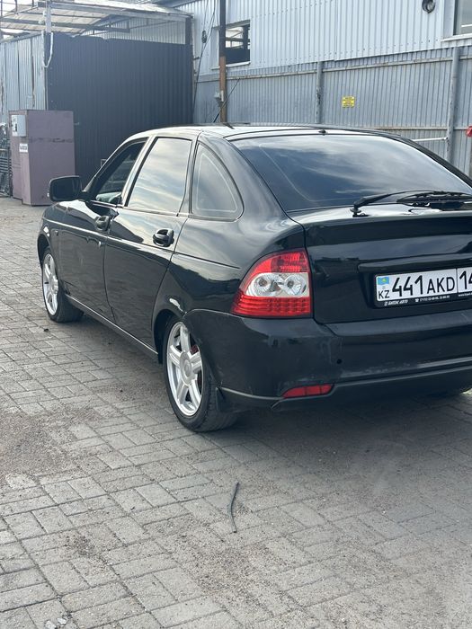 Продам приору 2 люкс