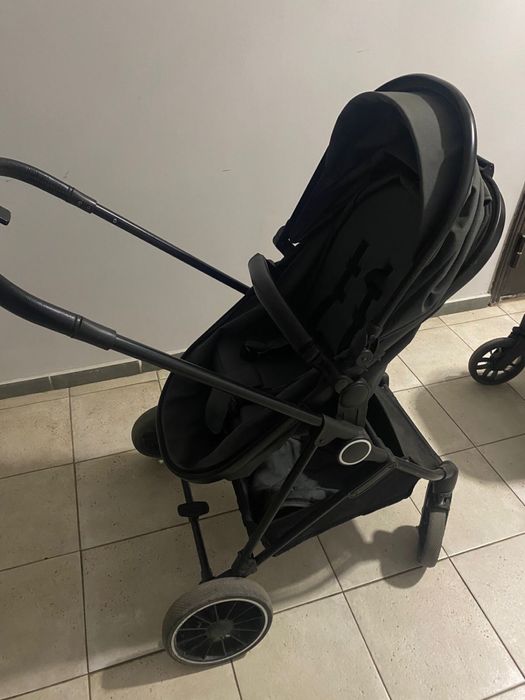 Продам детскую коляску Ilovi