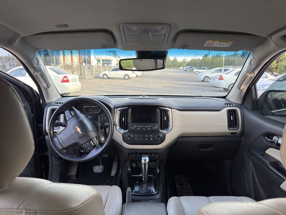 Traiblazer sotiladi srochno