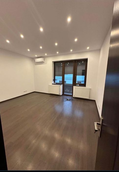 Vand apartament 3 camere / Centru Ploiesti