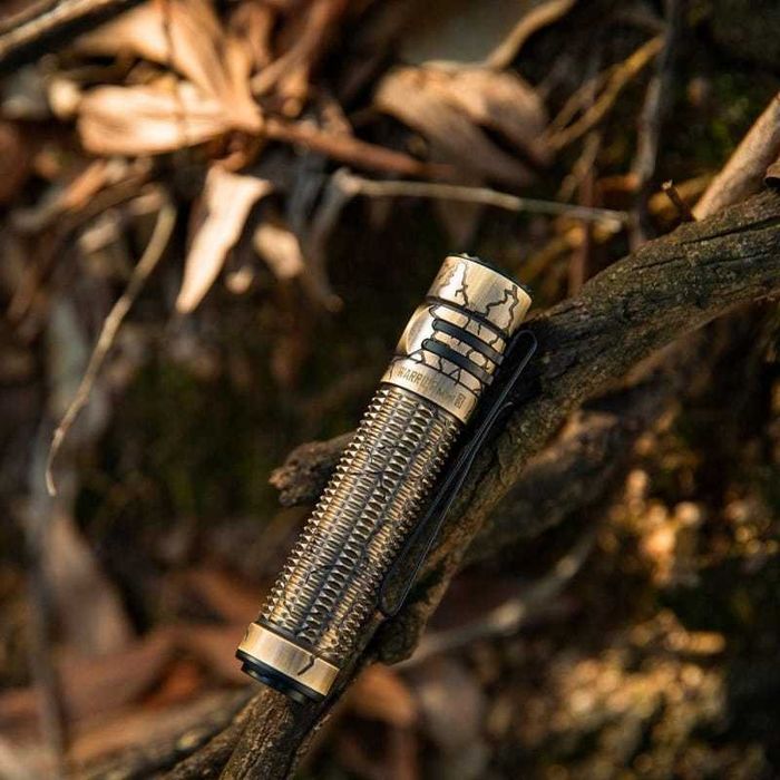 Lanternă OLIGHT Warrior Mini 3 Cracked Brass